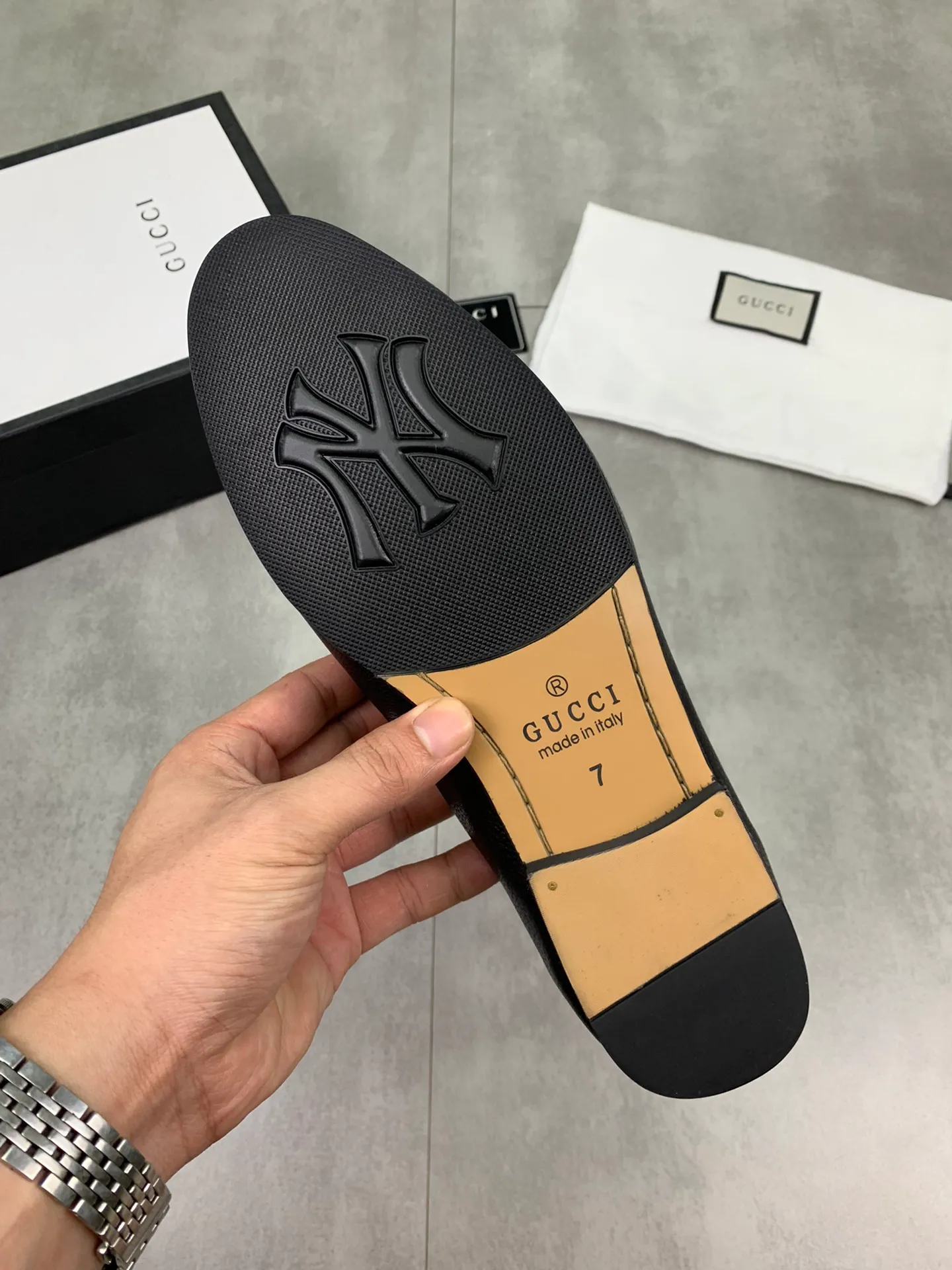 Men's men's shoes💰P520💰[New model]🆘Water-dyed cow lining [GUCCI] Gucci leather shoes, top men's purchasing agent, 2022 counter simultaneous sale, top-grade original calfskin imported from Italy ➕ first-layer cowhide lining) original sole provided by the original factory, fine workmanship, impeccable👍 You can enter and exit the counter at will; the real thing is super beautiful Sizes 38 to 44; 3⃣️colors🉑️ to choose from